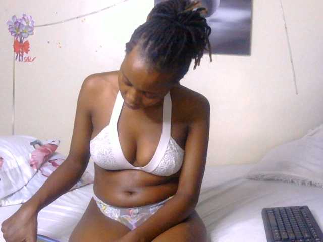 CocoPookie, en vivo ahora en BongaCams