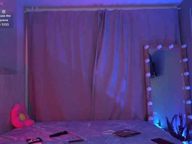 OgonEchEKKKiss webcam