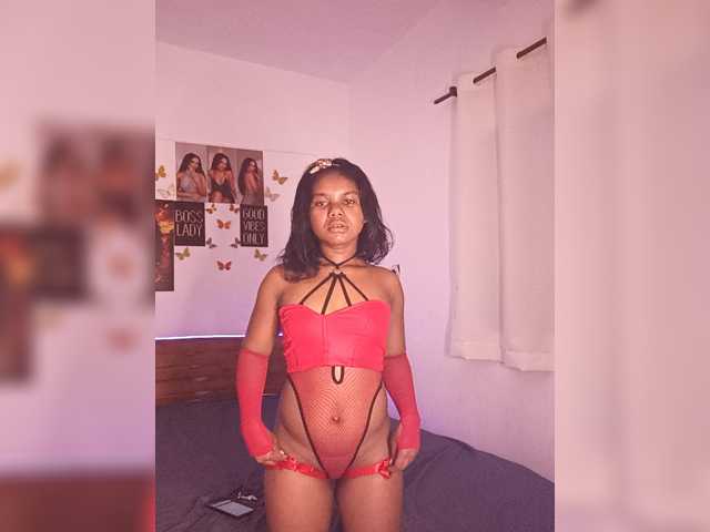 VanillaPearl live cam on BongaCams