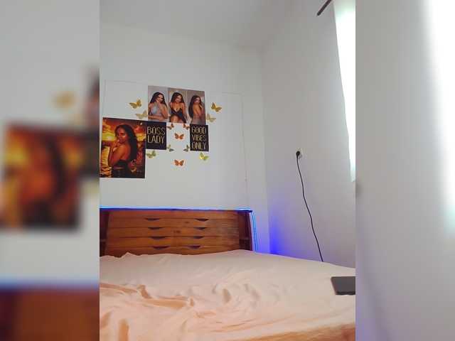 VanillaPearl live cam on BongaCams