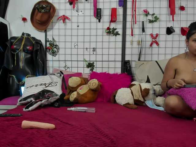 isaabellasky live cam on BongaCams