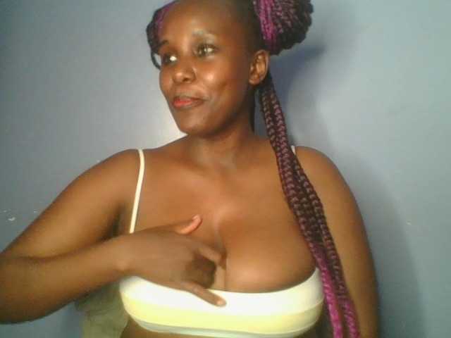 Nice-booby live cam on BongaCams