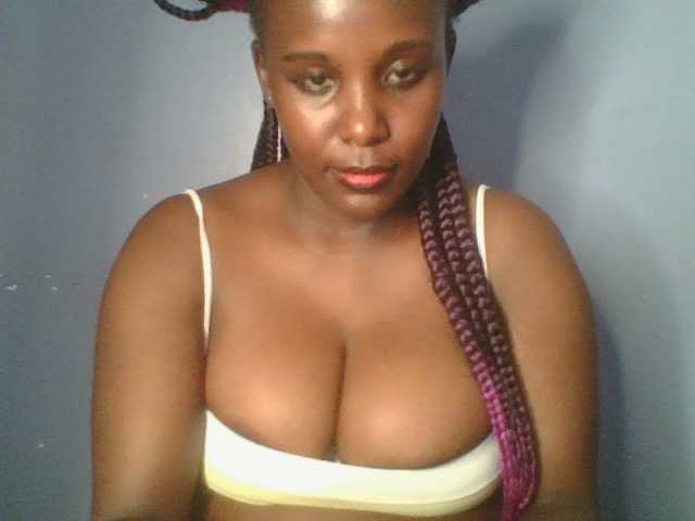 Nice-booby live cam on BongaCams