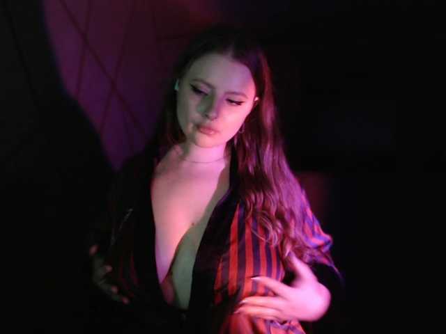 Somnolent-Horrns live cam on BongaCams