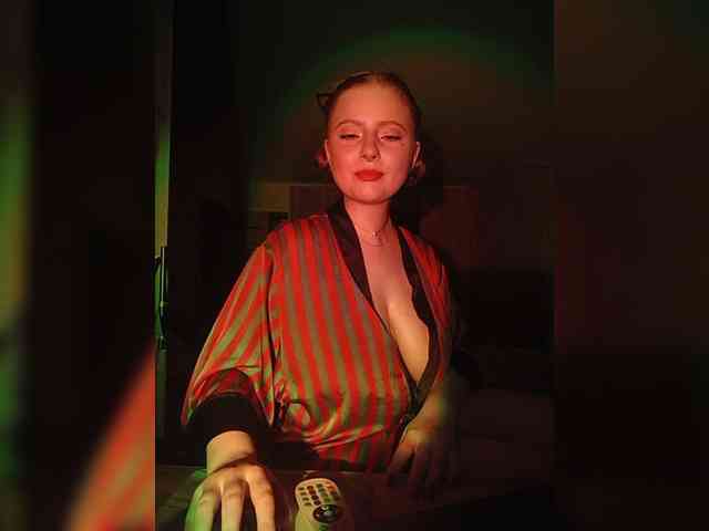 Somnolent-Horrns webcam