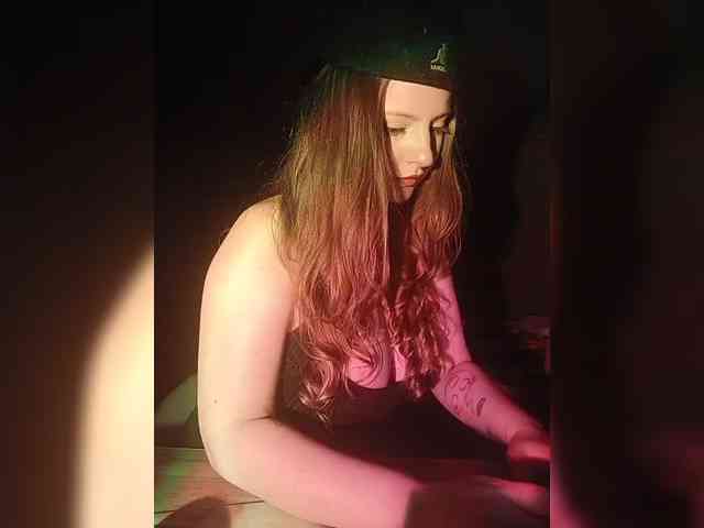 Somnolent-Horrns webcam