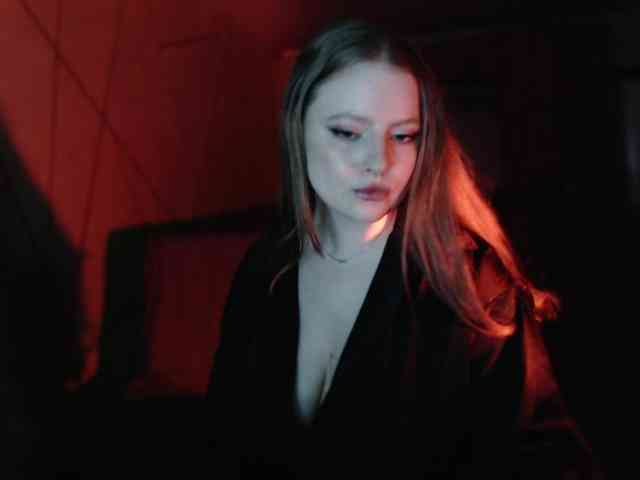 Somnolent-Horrns webcam