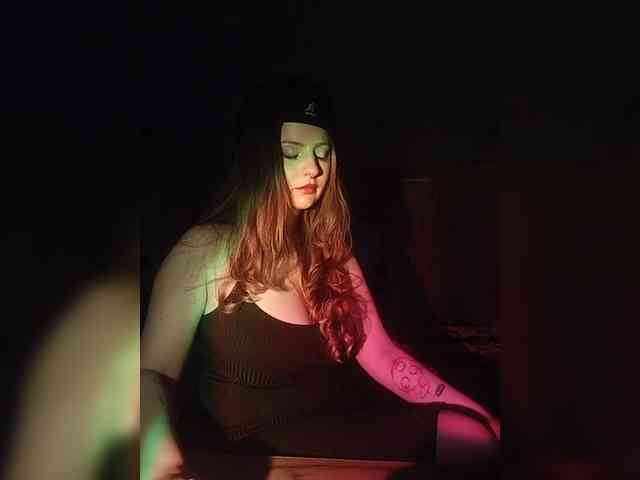 Somnolent-Horrns webcam