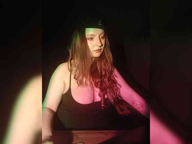 Somnolent-Horrns webcam