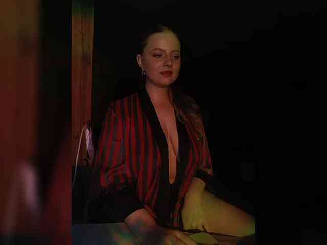 Somnolent-Horrns webcam