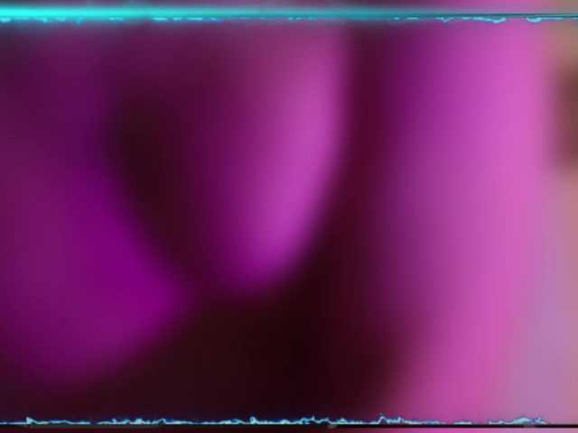 DontBeeHorny live cam
