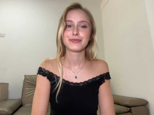 Ellykeyofficial
