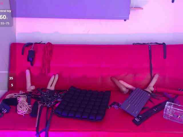 VakreFreya webcam