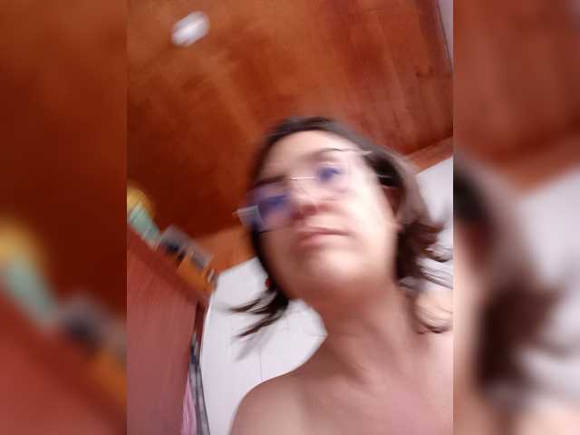 Princessbella93 live cam on BongaCams