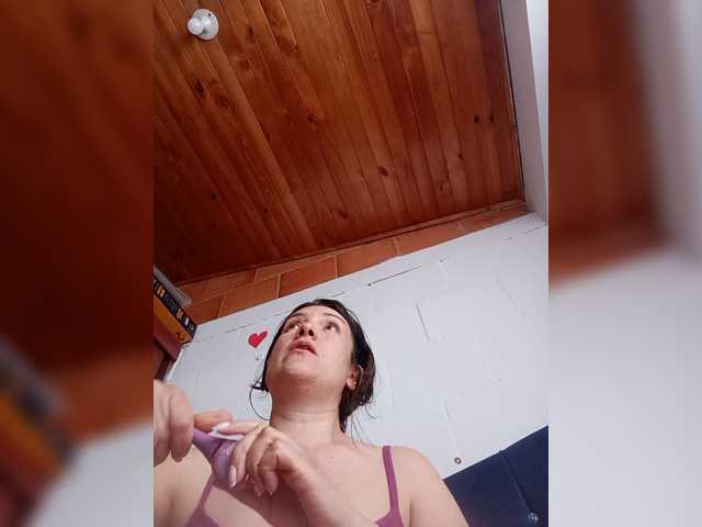 Princessbella93 live cam on BongaCams