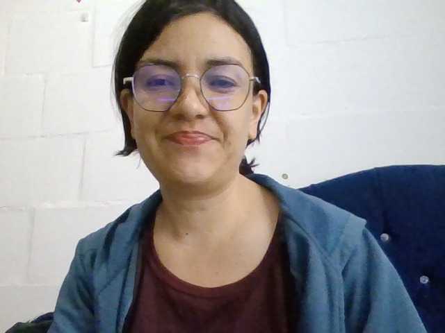 Princessbella93 live cam on BongaCams