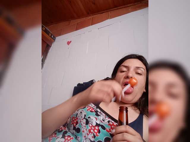 Princessbella93 live cam on BongaCams