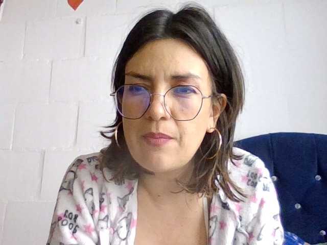 Princessbella93 live cam preview