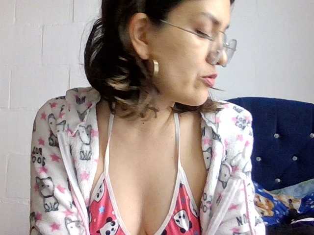 Princessbella93 live cam preview