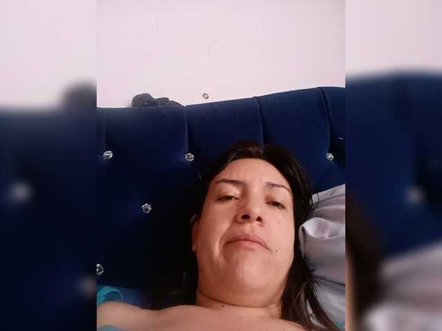 Princessbella93 live cam on BongaCams