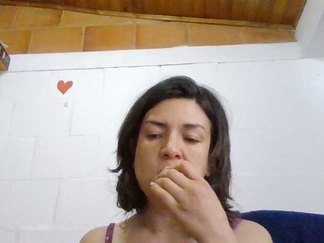 Princessbella93 live cam on BongaCams