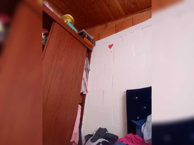 Princessbella93 live cam preview