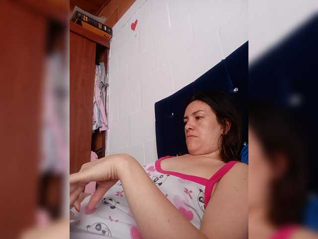 Princessbella93 live cam preview