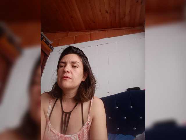 Princessbella93 live cam preview