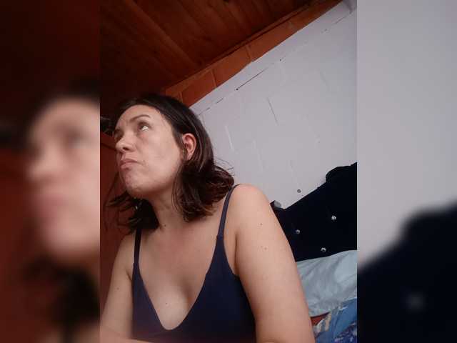 Princessbella93 live cam on BongaCams