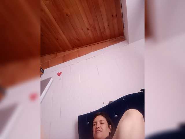 Princessbella93 live cam on BongaCams