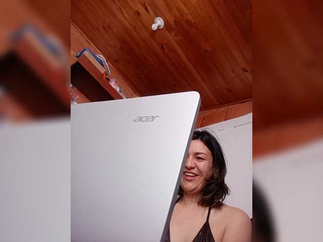 Princessbella93 live cam on BongaCams
