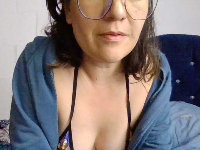 Princessbella93 live cam on BongaCams