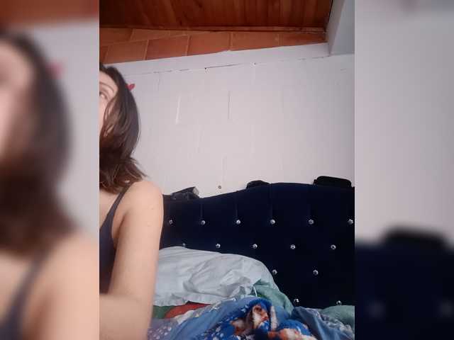 Princessbella93 live cam preview