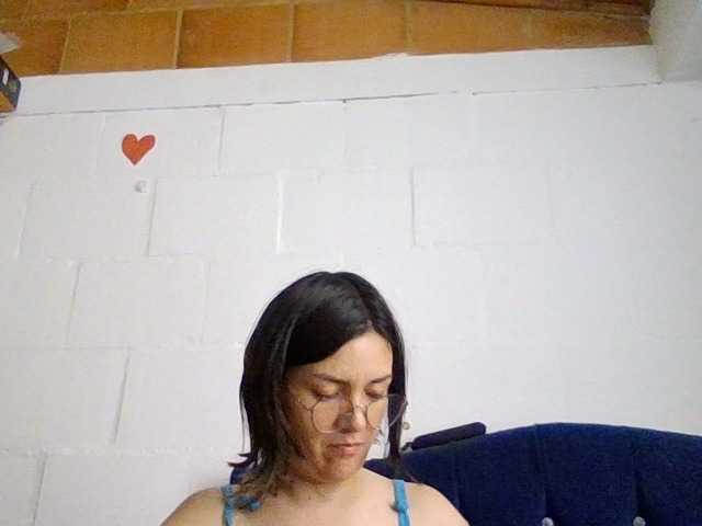 Princessbella93 live cam preview