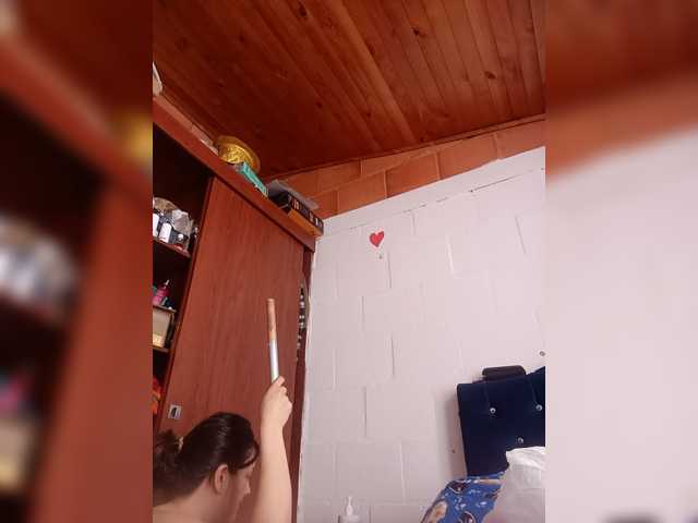 Princessbella93 live cam on BongaCams