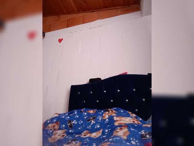 Princessbella93 live cam on BongaCams