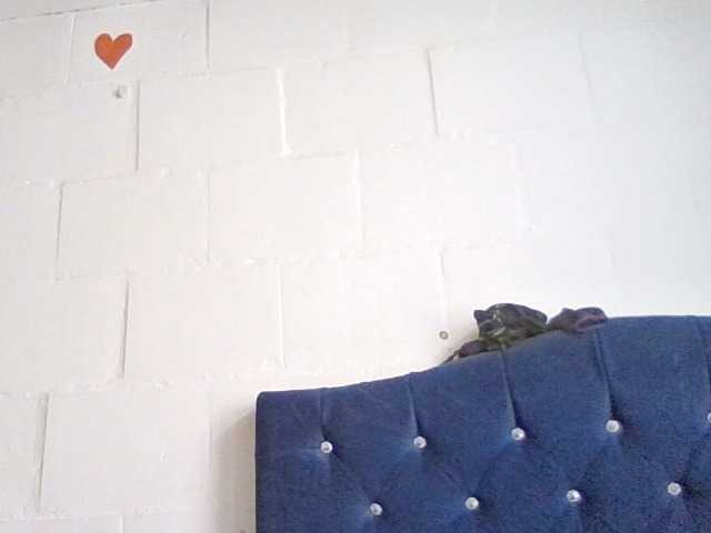 Princessbella93 live cam preview