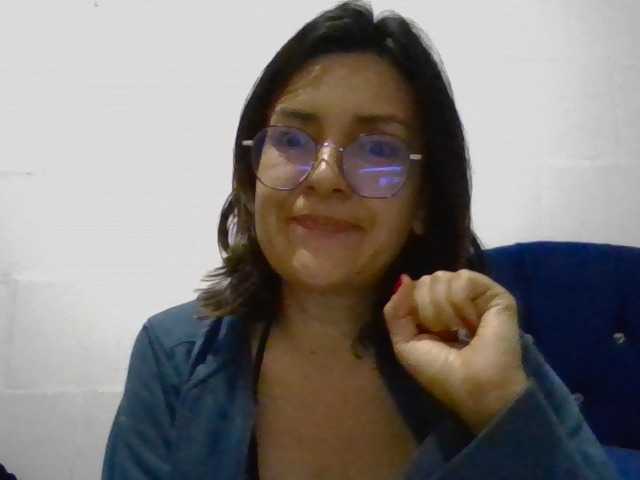 Princessbella93 live cam preview