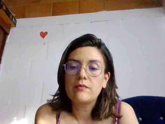 Princessbella93 webcam