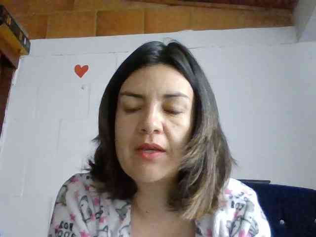 Princessbella93 webcam