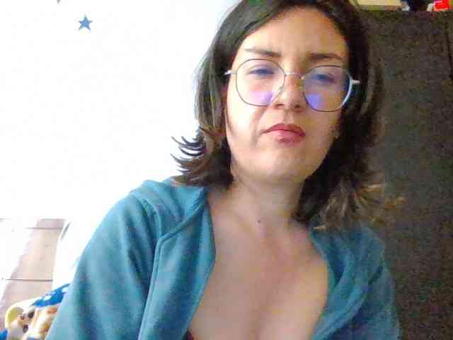princessbella93's live room
