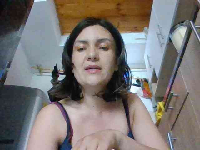 Princessbella93 webcam