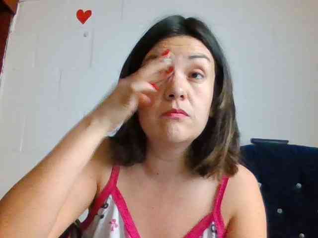 Princessbella93 webcam
