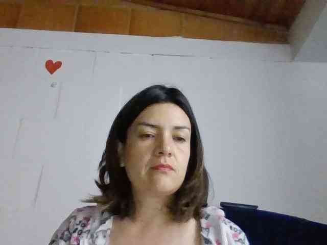 Princessbella93 webcam