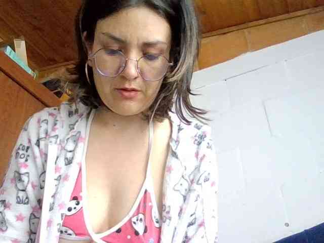 Princessbella93 webcam