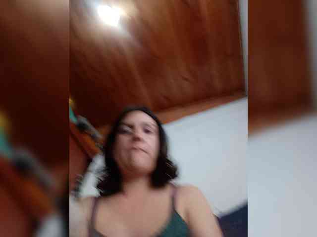 princessbella93's live room