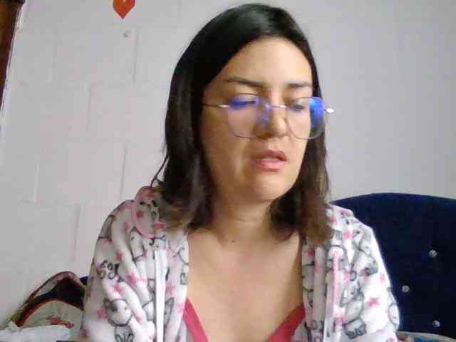 Princessbella93 webcam