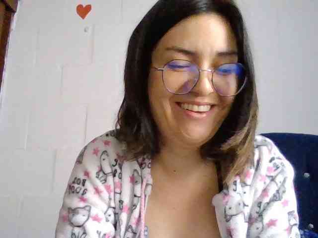 Princessbella93 webcam