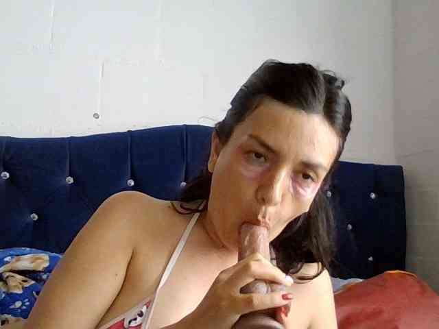Princessbella93 webcam