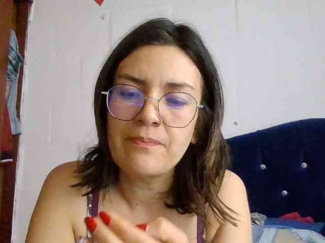Princessbella93 webcam
